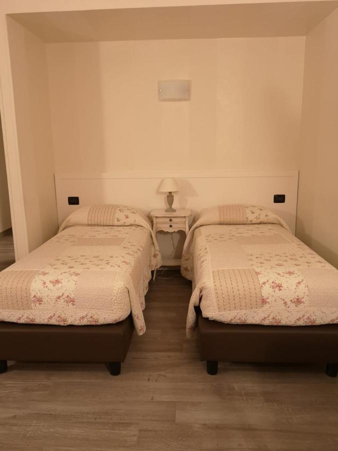 סונה B&B Villa Bianca מראה חיצוני תמונה
