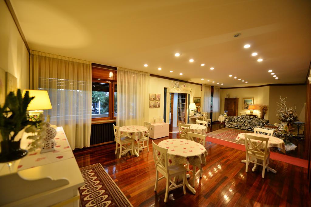 סונה B&B Villa Bianca מראה חיצוני תמונה