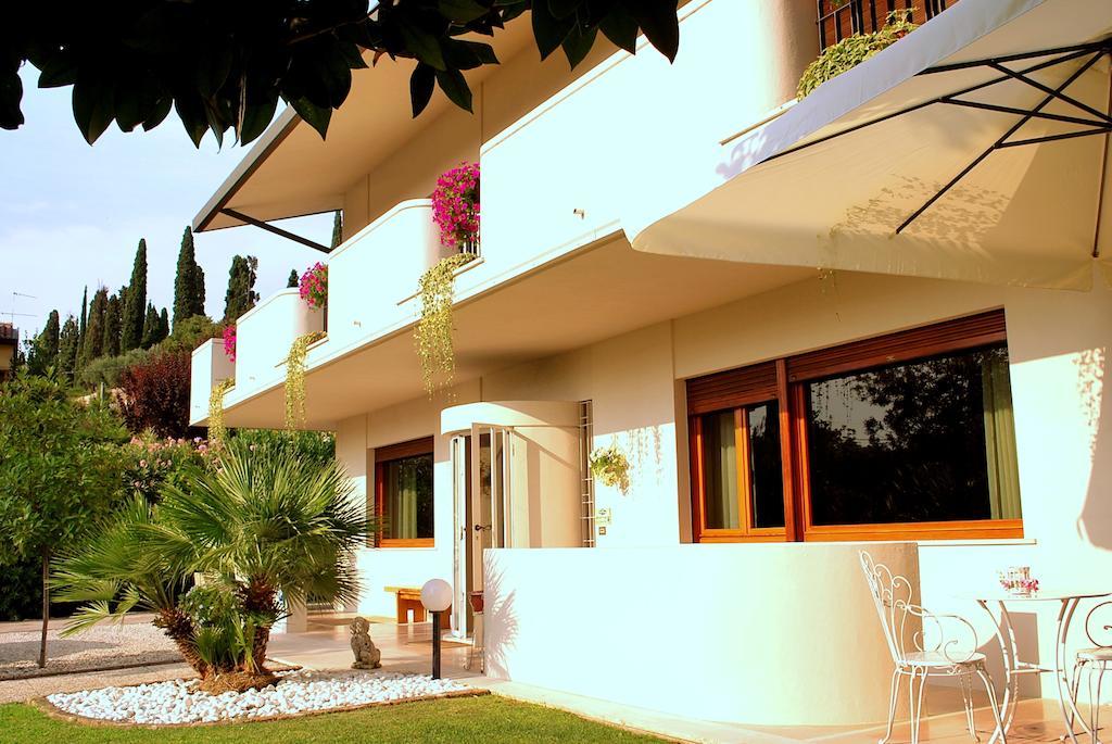 סונה B&B Villa Bianca מראה חיצוני תמונה