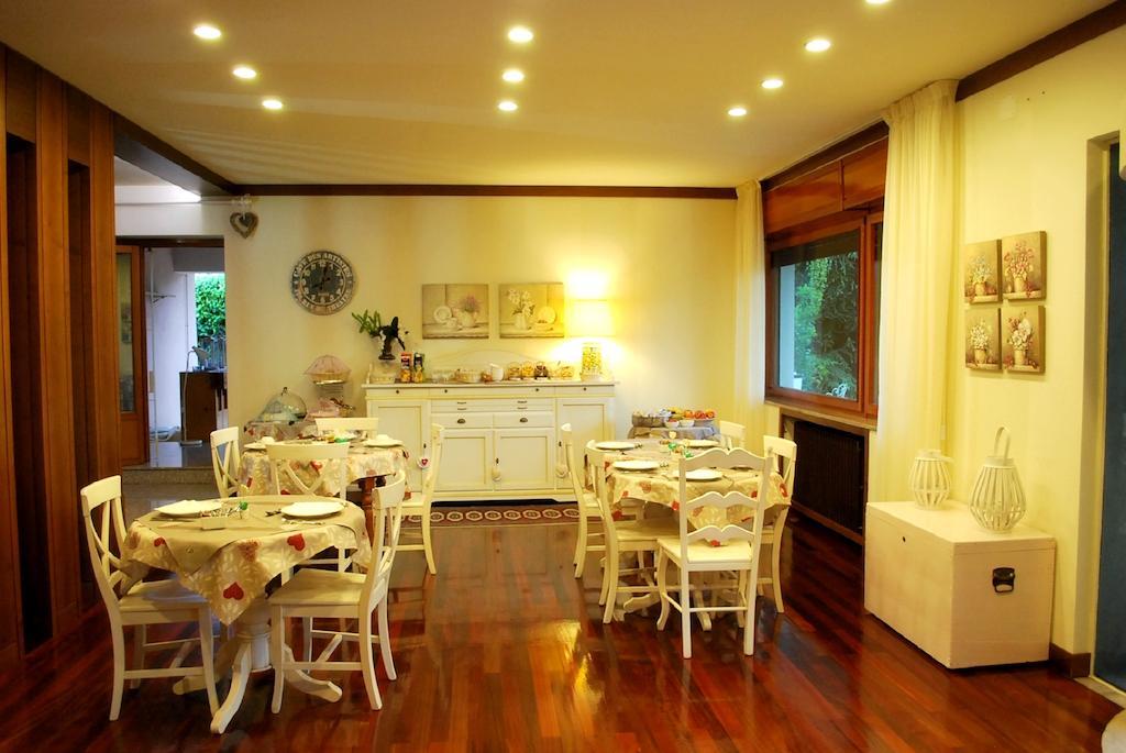 סונה B&B Villa Bianca מראה חיצוני תמונה