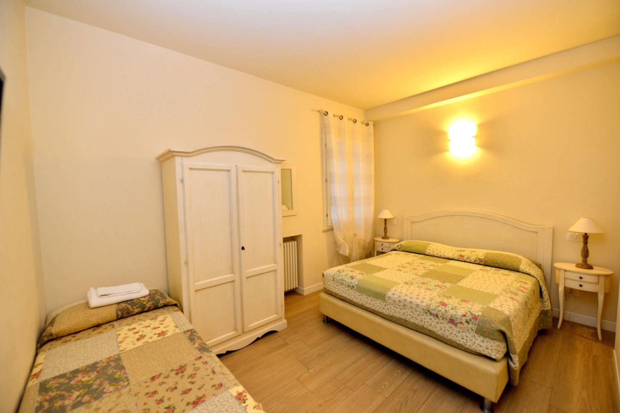 סונה B&B Villa Bianca מראה חיצוני תמונה